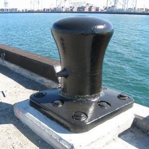 Mooring Bollard